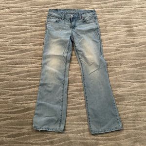American Eagle Boyfriend Jeans - Size 8